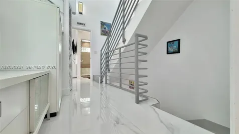 734 Michigan Avenue Miami Beach FL 33139
