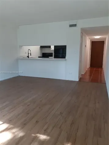 3670 Inverrary Drive Lauderhill FL 33319