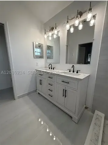 127 SW 159th Way Sunrise FL 33326