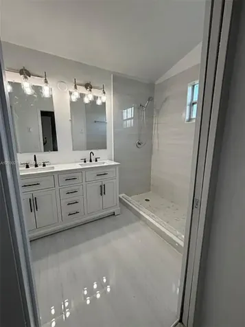 127 SW 159th Way Sunrise FL 33326