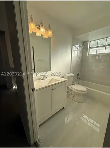 127 SW 159th Way Sunrise FL 33326