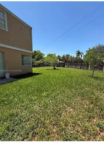 127 SW 159th Way Sunrise FL 33326