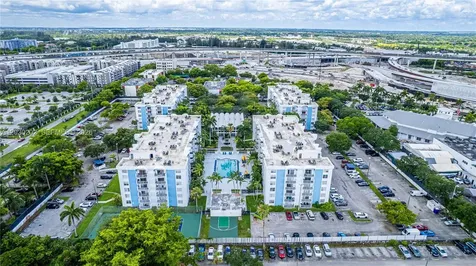 482 NW 165th St Road Miami FL 33169