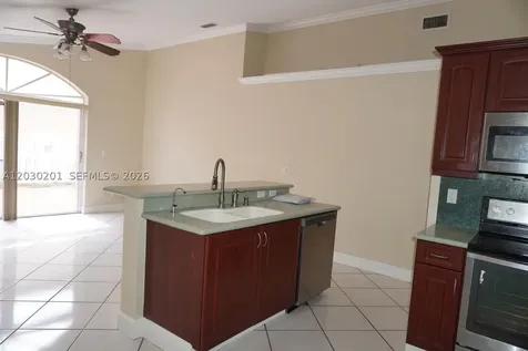 2010 NW 182nd Terrace Pembroke Pines FL 33029
