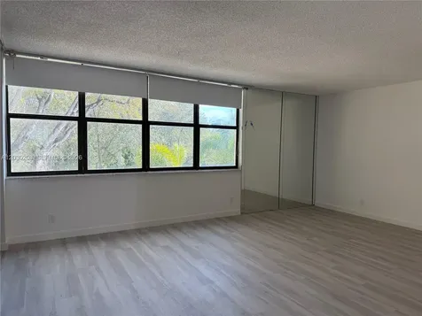 20200 W Country Club Drive Aventura FL 33180