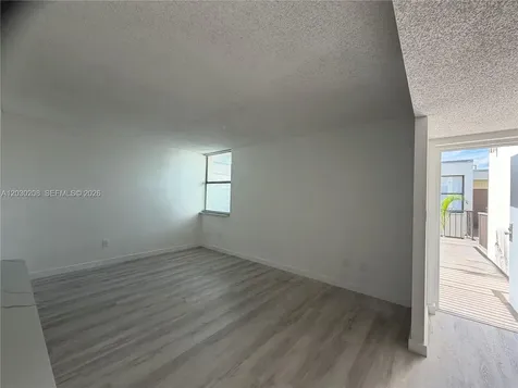 20200 W Country Club Drive Aventura FL 33180