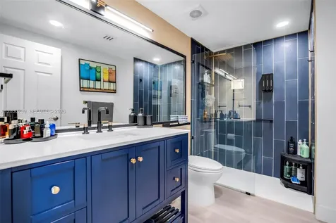 3500 Coral Way Miami FL 33145