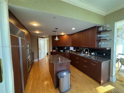 10225 Collins Avenue Bal Harbour FL 33154