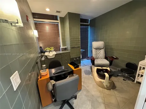 10225 Collins Avenue Bal Harbour FL 33154