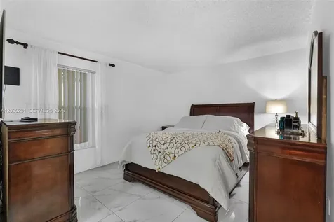 6095 W 18th Avenue Hialeah FL 33012