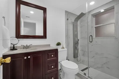 6095 W 18th Avenue Hialeah FL 33012