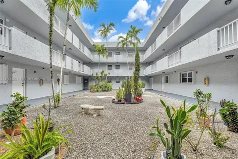 6095 W 18th Avenue Hialeah FL 33012