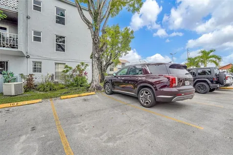 6095 W 18th Avenue Hialeah FL 33012