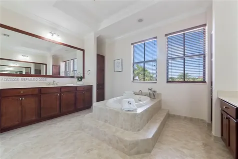 2860 NW 82nd Way Cooper City FL 33024