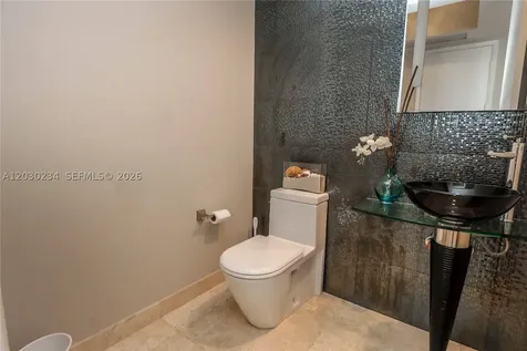 15901 Collins Avenue Sunny Isles Beach FL 33160