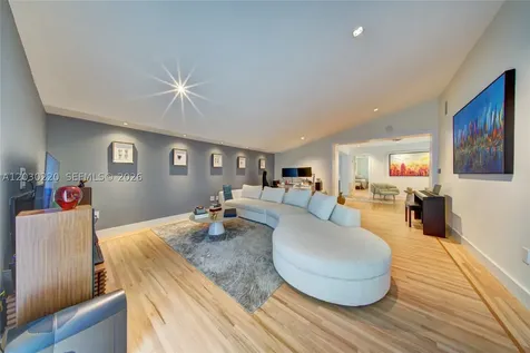 3508 Crystal View Court Miami FL 33133