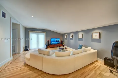 3508 Crystal View Court Miami FL 33133
