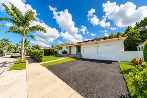 3508 Crystal View Court Miami FL 33133