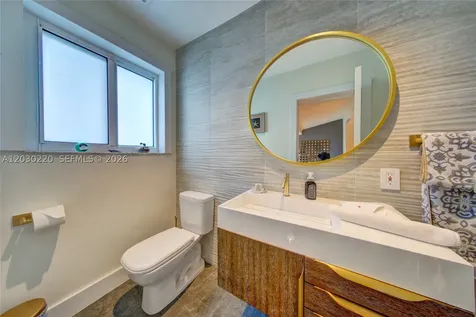 3508 Crystal View Court Miami FL 33133