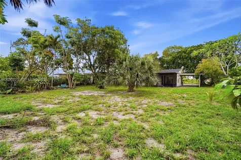 18431 NW 39th Court Miami Gardens FL 33055