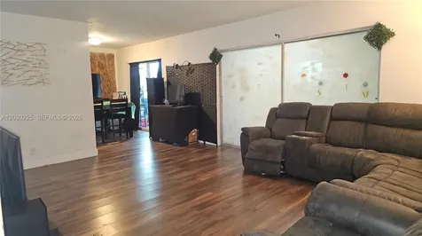 18431 NW 39th Court Miami Gardens FL 33055