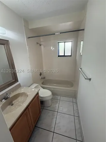 8625 NW 8th Street Miami FL 33126