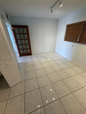8625 NW 8th Street Miami FL 33126