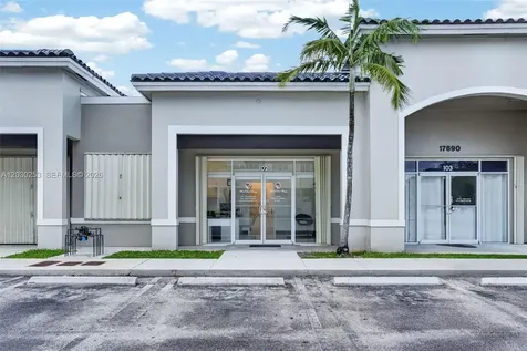 17690 NW 78th Avenue Hialeah FL 33015