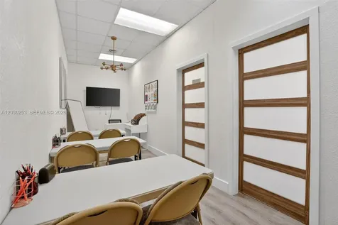 17690 NW 78th Avenue Hialeah FL 33015
