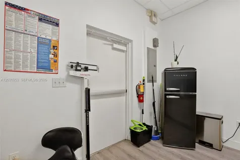17690 NW 78th Avenue Hialeah FL 33015