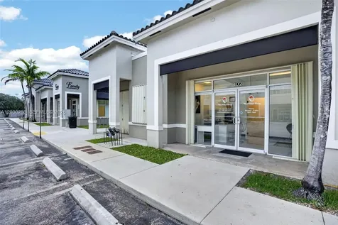 17690 NW 78th Avenue Hialeah FL 33015
