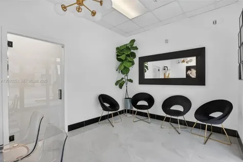 17690 NW 78th Avenue Hialeah FL 33015