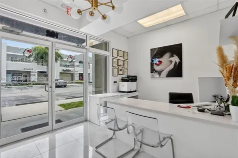 17690 NW 78th Avenue Hialeah FL 33015
