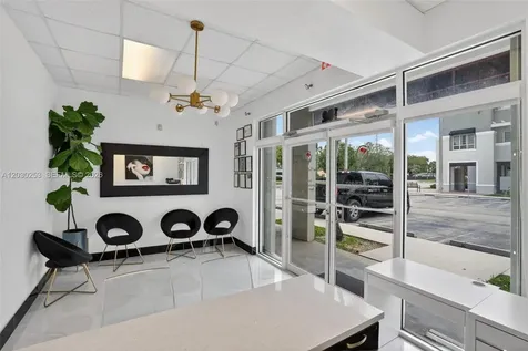 17690 NW 78th Avenue Hialeah FL 33015
