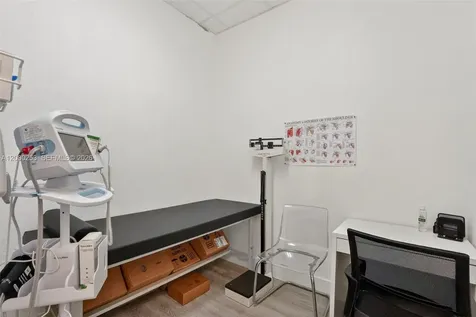 17690 NW 78th Avenue Hialeah FL 33015