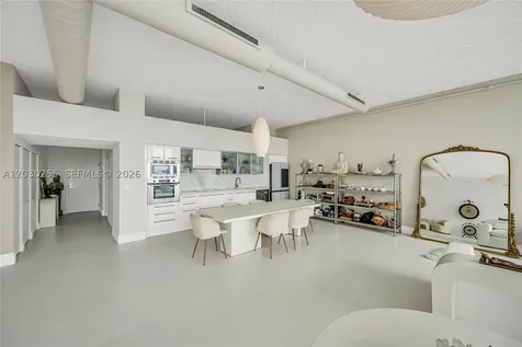 7934 West Drive North Bay Village FL 33141