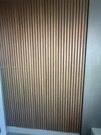 Miami FL 33142