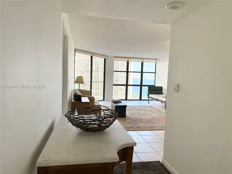 1925 Brickell Avenue Miami FL 33129