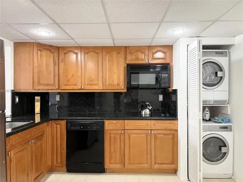1925 Brickell Avenue Miami FL 33129