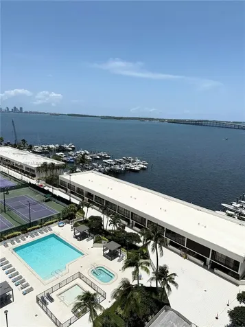 1925 Brickell Avenue Miami FL 33129