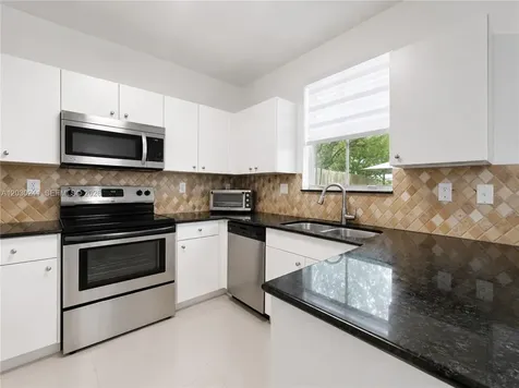 10918 NW 78th Terrace Doral FL 33178
