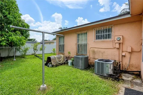15825 SW 305th Terrace Homestead FL 33033