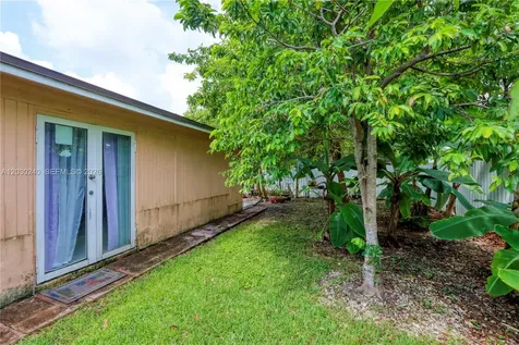 15825 SW 305th Terrace Homestead FL 33033