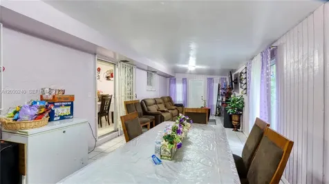 15825 SW 305th Terrace Homestead FL 33033