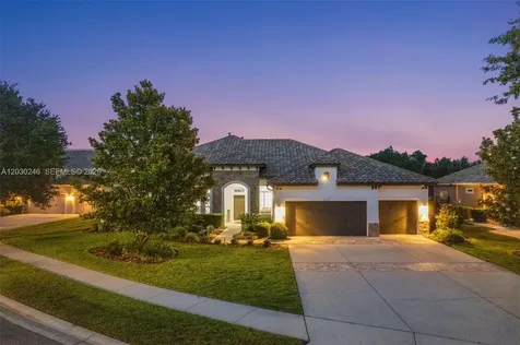 17425 Varona Place Lutz FL 33548