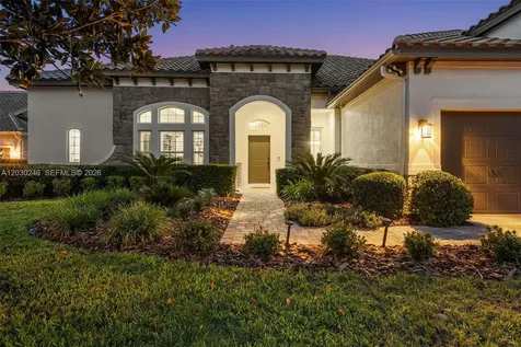 17425 Varona Place Lutz FL 33548