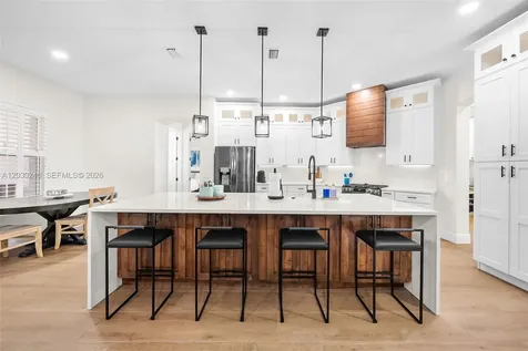 17425 Varona Place Lutz FL 33548