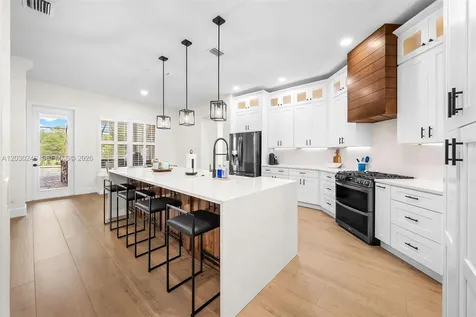 17425 Varona Place Lutz FL 33548