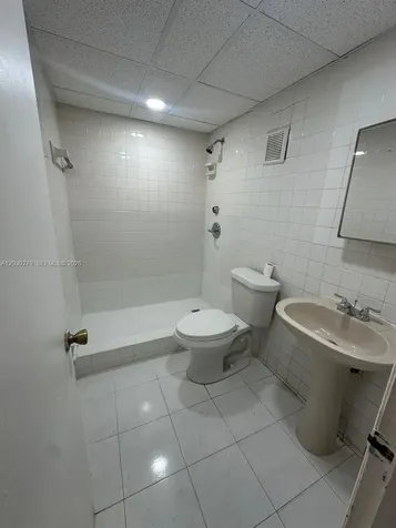 10000 NW 80th Court Hialeah Gardens FL 33016