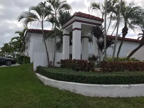 8420 SW 208th Terrace Cutler Bay FL 33189